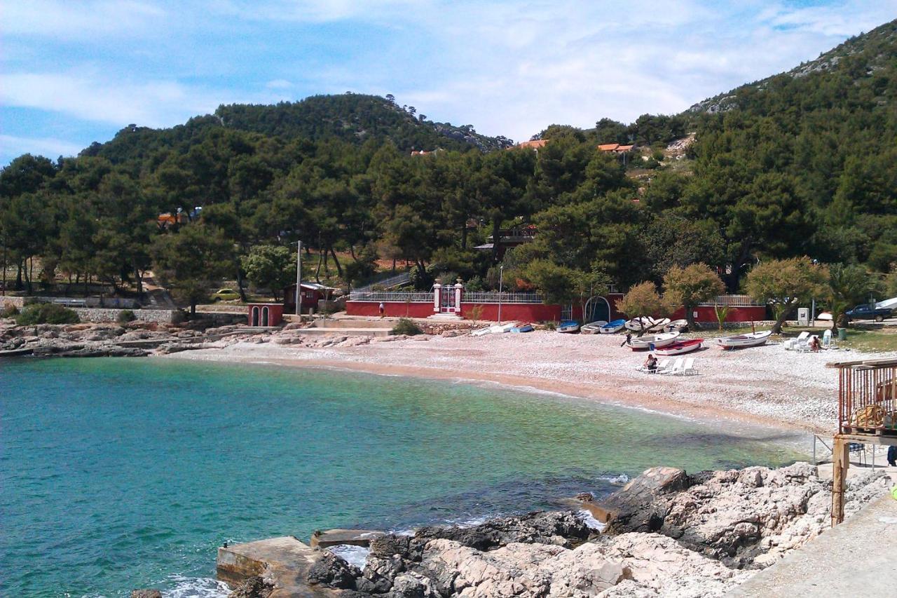 Apartments By The Sea Milna, Hvar - 12244 Exterior foto